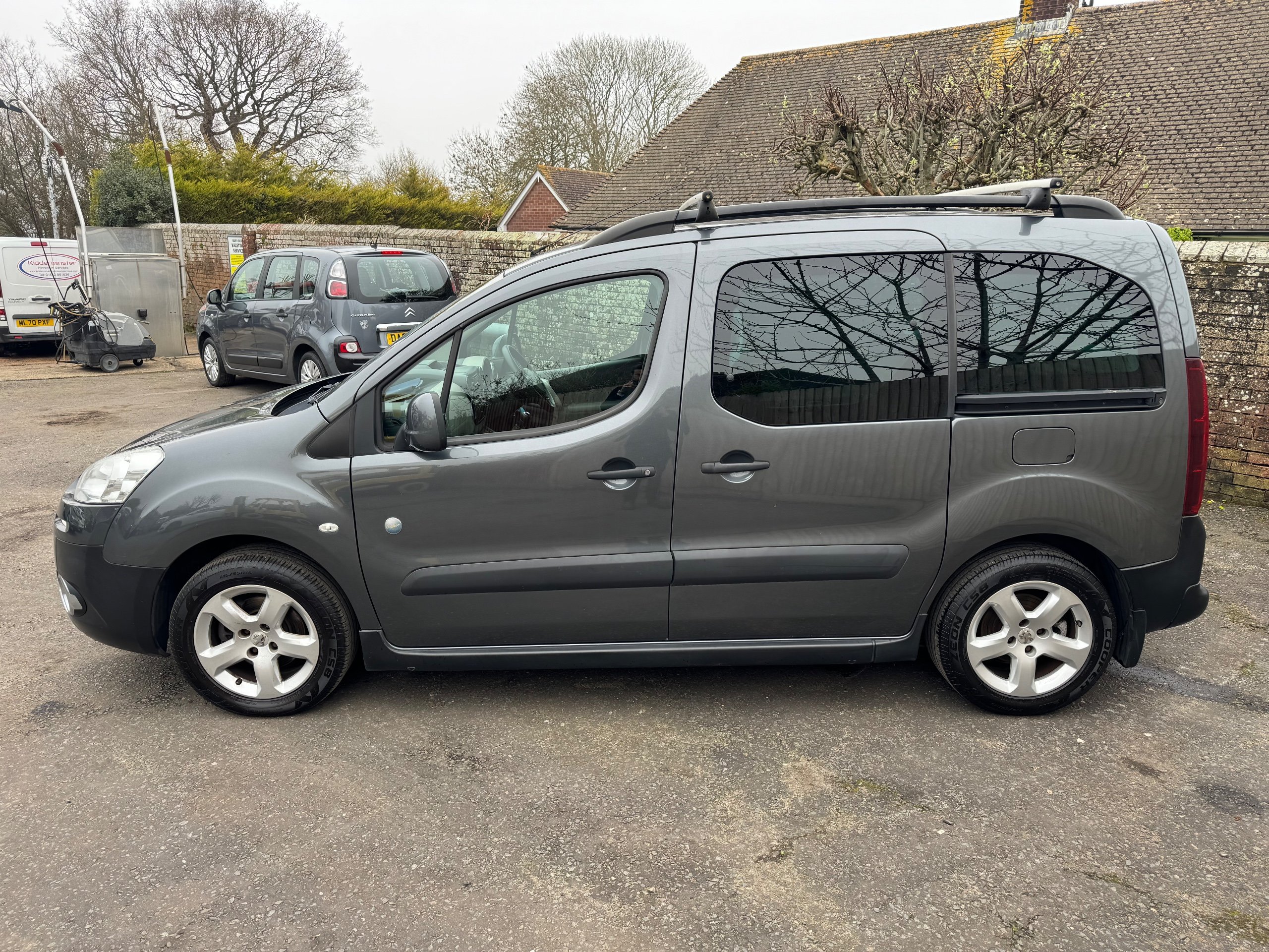 Sold 2014 Peugeot Partner Tepee HDI TEPEE OUTDOOR 5Door, Ringmer, East