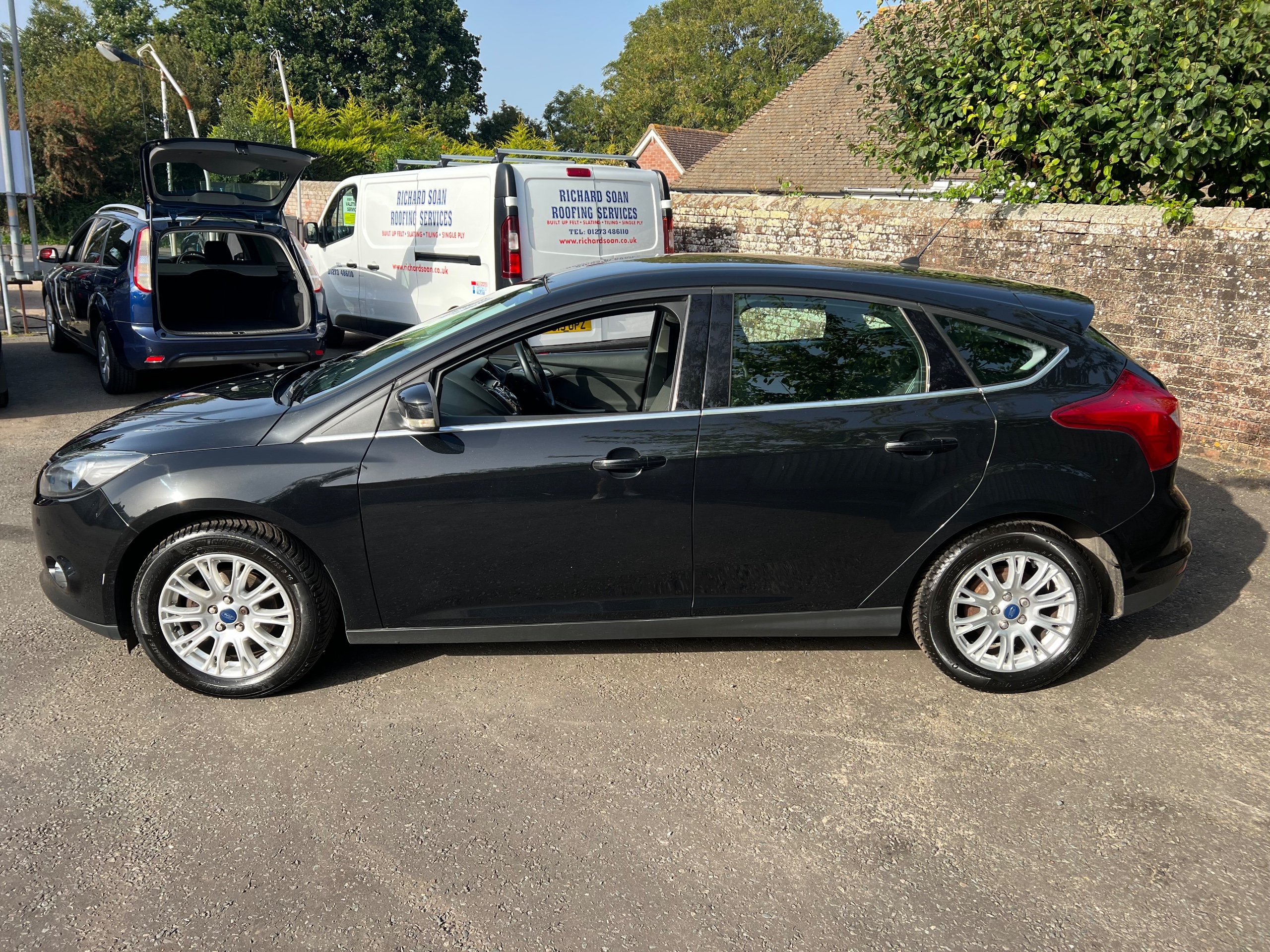 Sold 2011 Ford Focus TITANIUM 5Door, Ringmer, East Sussex Busy Bee Garage